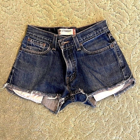 Levi’s Vintage Slim Straight 514 cut off short shorts size 30 - Picture 1 of 7